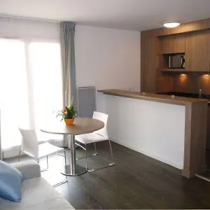 Zenitude Residences Village Aparthotel Roissy-en-France